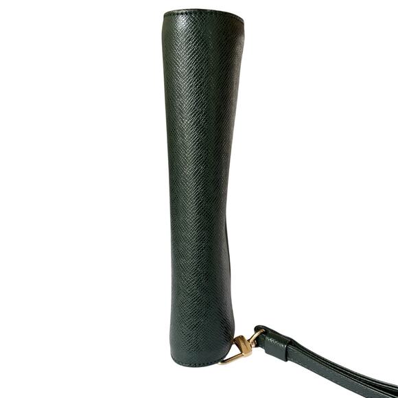 COPY - Authenticated Louis Vuitton Taiga Baikal Clutch Bag Epicea / Green. Code… - Picture 7 of 16